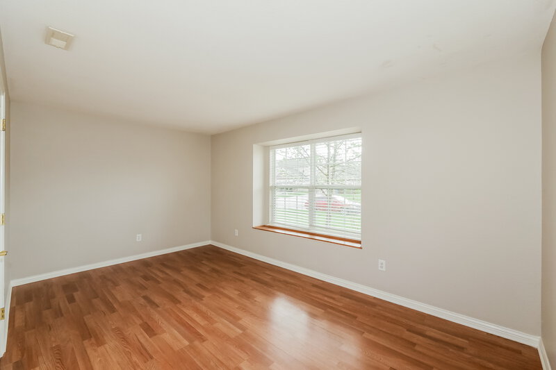 2,120/Mo, 1859 Ernest Dr Indianapolis, IN 46234 Bedroom View 2