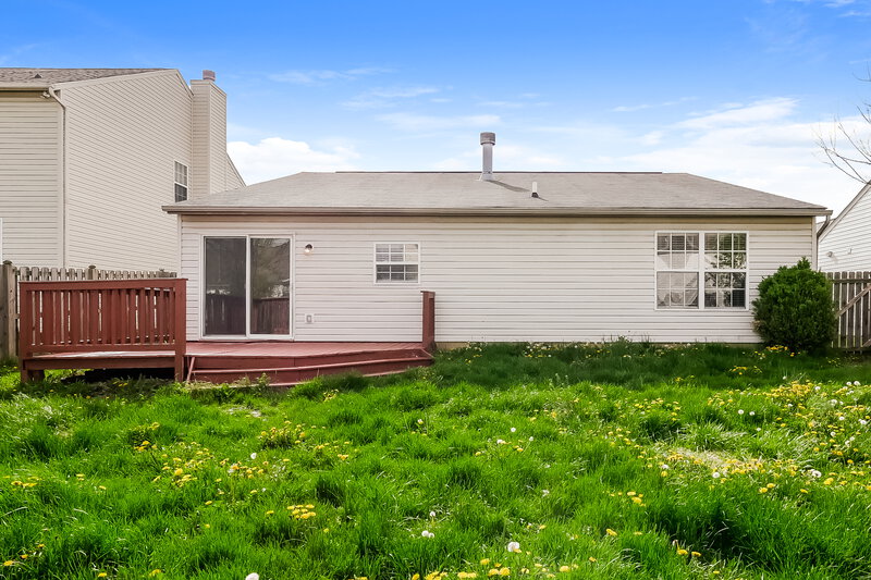 2,120/Mo, 1859 Ernest Dr Indianapolis, IN 46234 Rear View