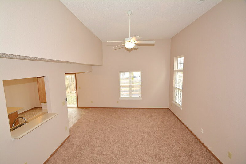 1,960/Mo, 1251 Country Creek Ct Indianapolis, IN 46234 Great Room View 2