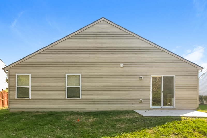 1,855/Mo, 1334 Fall Ridge Dr Brownsburg, IN 46112 Rear View