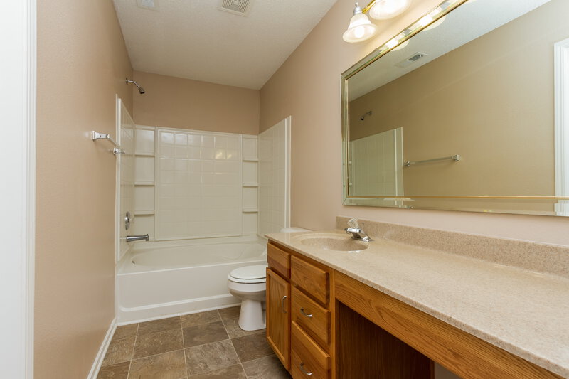 1,975/Mo, 1945 Southernwood Ln Indianapolis, IN 46231 Master Bathroom View
