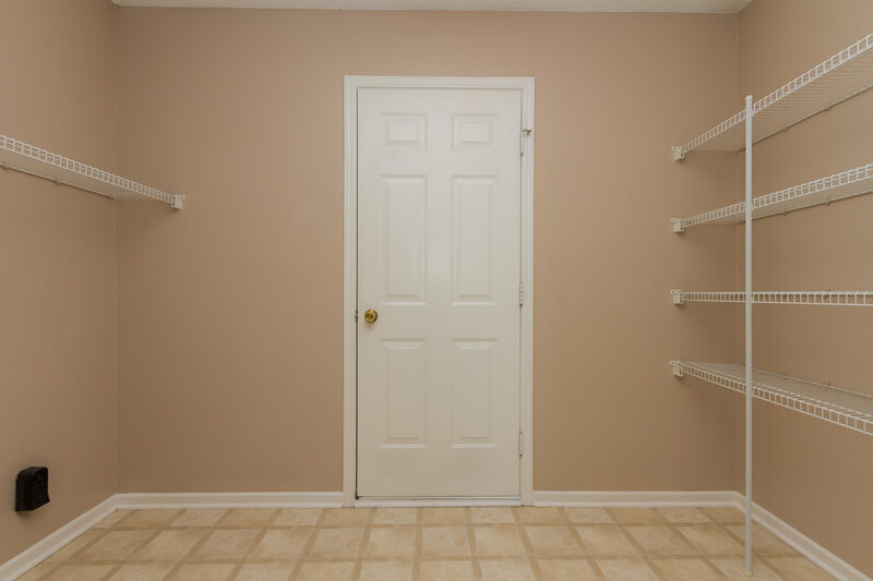 1,975/Mo, 1945 Southernwood Ln Indianapolis, IN 46231 Walk In Closet View