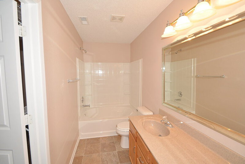 1,975/Mo, 1945 Southernwood Ln Indianapolis, IN 46231 Master Bathroom View 2