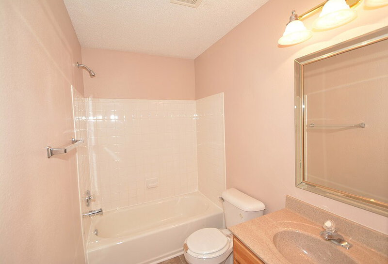 1,975/Mo, 1945 Southernwood Ln Indianapolis, IN 46231 Bathroom View 2