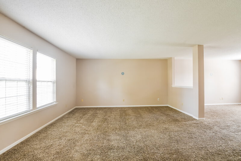1,815/Mo, 14767 White Tail Run Noblesville, IN 46060 Living Room View