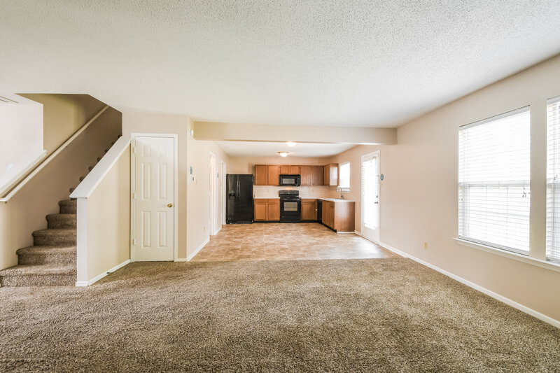 1,815/Mo, 14767 White Tail Run Noblesville, IN 46060 Living Room View 2