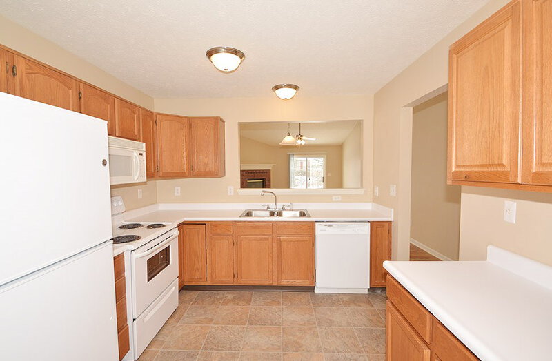 1,490/Mo, 16623 Yeoman Way Westfield, IN 46074 Kitchen View 4