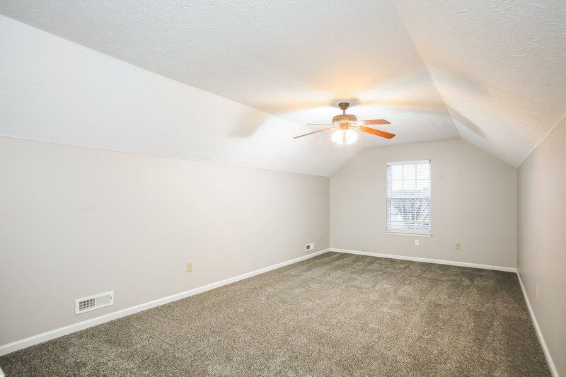 1,885/Mo, 10611 Deercrest Ln Indianapolis, IN 46239 Family Room View