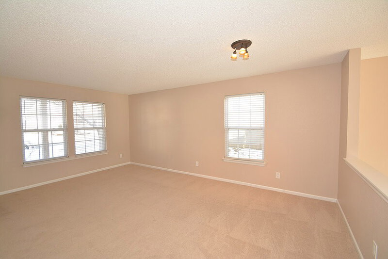 2,170/Mo, 10299 Brushfield Ln Fishers, IN 46038 Living Room View 5