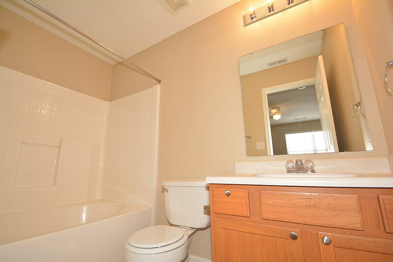 1,810/Mo, 5540 Wild Horse Dr Indianapolis, IN 46239 Master Bathroom View