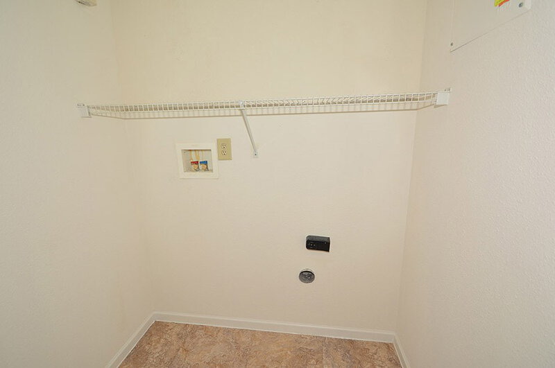 1,765/Mo, 7963 Dillon Pl Indianapolis, IN 46236 Laundry View