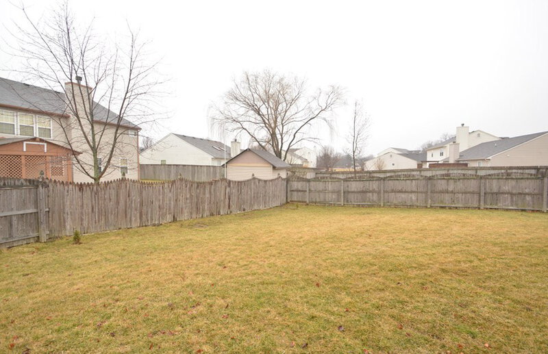 1,765/Mo, 7963 Dillon Pl Indianapolis, IN 46236 Yard View