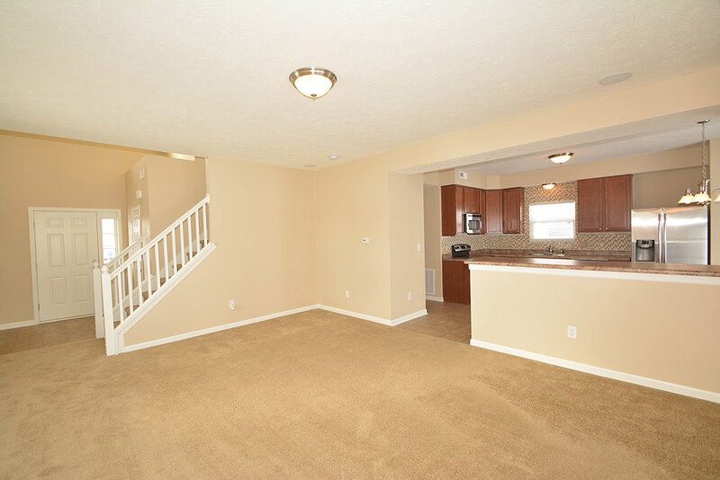 1,625/Mo, 3260 Enclave Crossing Greenwood, IN 46143 Great Room View 2