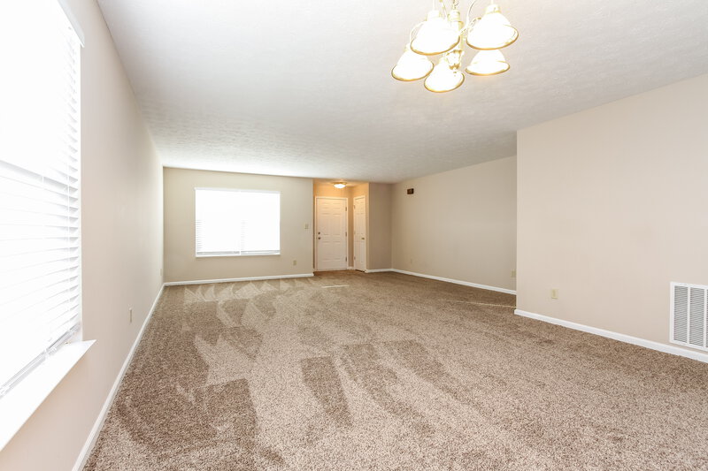 1,650/Mo, 6919 N Karnes Dr McCordsville, IN 46055 Dining Room View