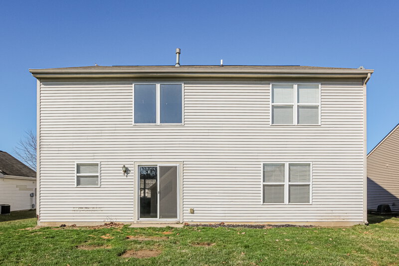 2,270/Mo, 6919 N Karnes Dr McCordsville, IN 46055 Rear View
