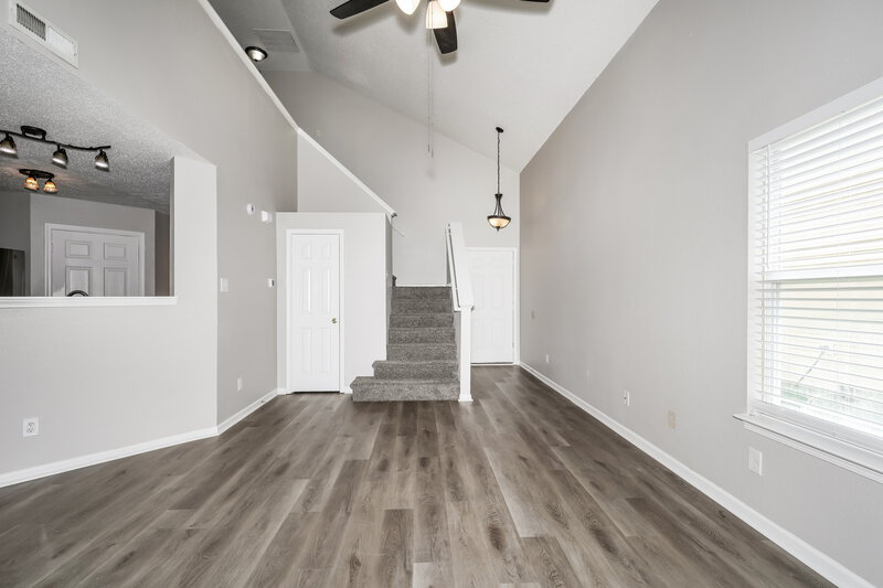 1,870/Mo, 1178 Kenwood Dr Greenwood, IN 46143 Living Room View 3