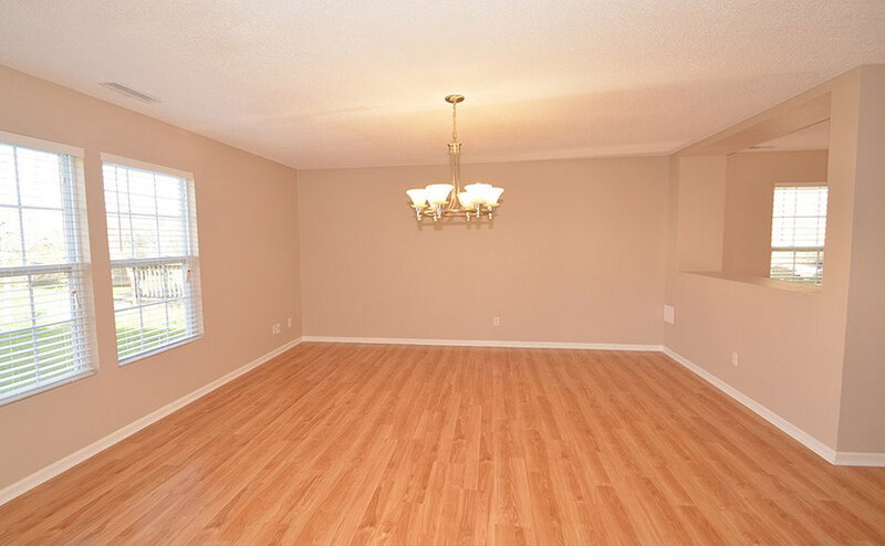 1,710/Mo, 15131 Clear St Noblesville, IN 46060 Family Room View 3