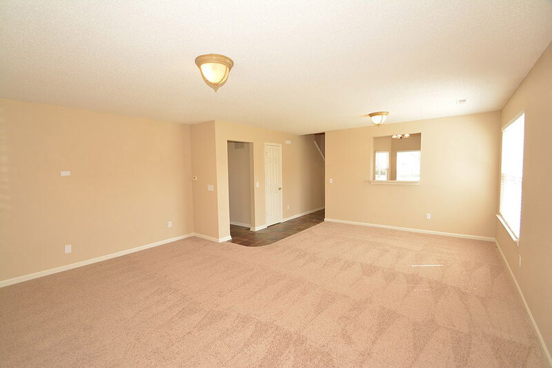 1,415/Mo, 720 Treyburn Lakes Way Indianapolis, IN 46239 Family Room View 3