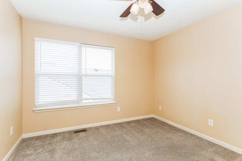 1,985/Mo, 720 Treyburn Lakes Way Indianapolis, IN 46239 Main Bedroom View