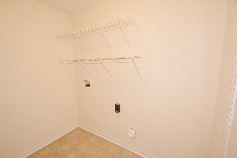 1,530/Mo, 18847 Prairie Crossing Dr Noblesville, IN 46062 Laundry View