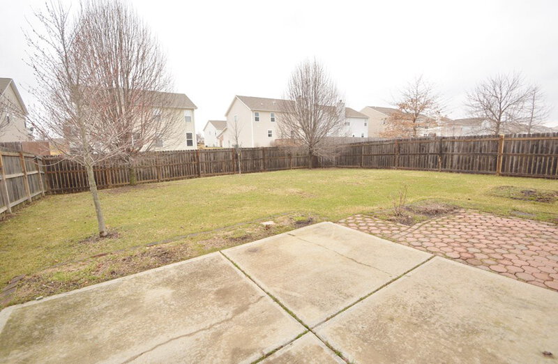 1,530/Mo, 18847 Prairie Crossing Dr Noblesville, IN 46062 Yard View