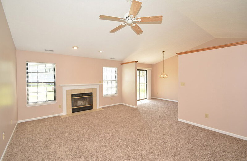 1,460/Mo, 4009 Leslie Ct Franklin, IN 46131 Great Room View