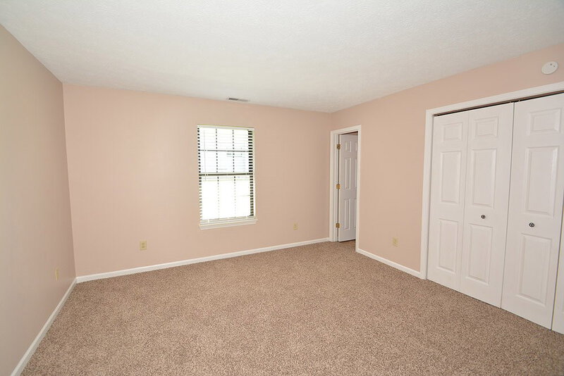 1,460/Mo, 4009 Leslie Ct Franklin, IN 46131 Master Bedroom View 4