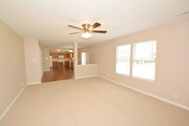 2,080/Mo, 2445 Manita Dr Indianapolis, IN 46234 Family Room View 2
