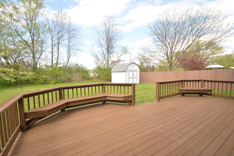 1,685/Mo, 11602 Crockett Dr Indianapolis, IN 46229 Deck View