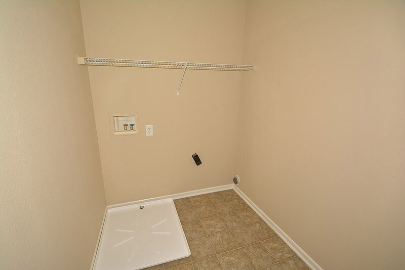 1,550/Mo, 10916 Firefly Ct Indianapolis, IN 46259 Laundry View