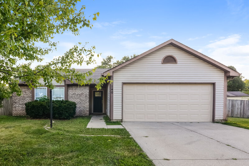 1,860/Mo, 140 Park Place Blvd Avon, IN 46123 External View