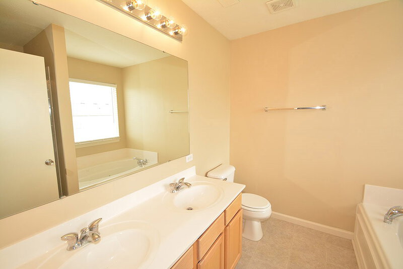 2,185/Mo, 14988 Lovely Dove Ln Noblesville, IN 46060 Master Bathroom View