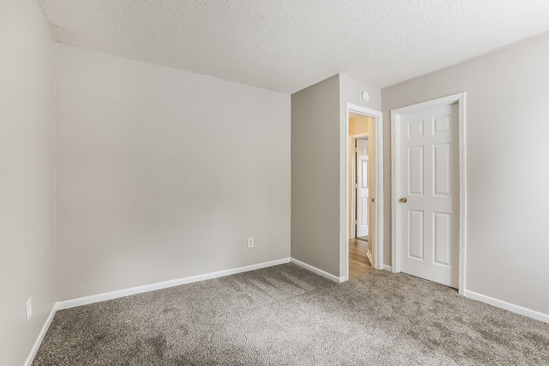 2,170/Mo, 8010 Whitaker Valley Blvd Indianapolis, IN 46237 Bedroom View 3
