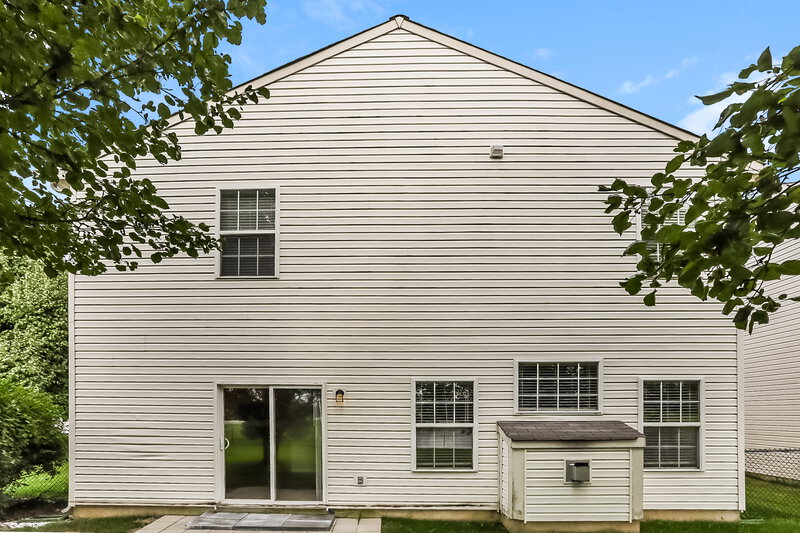 2,170/Mo, 8010 Whitaker Valley Blvd Indianapolis, IN 46237 Rear View