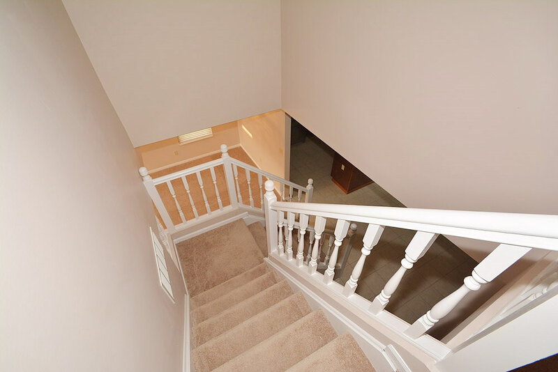 2,130/Mo, 11186 Harrington Ln Fishers, IN 46038 Staircase View