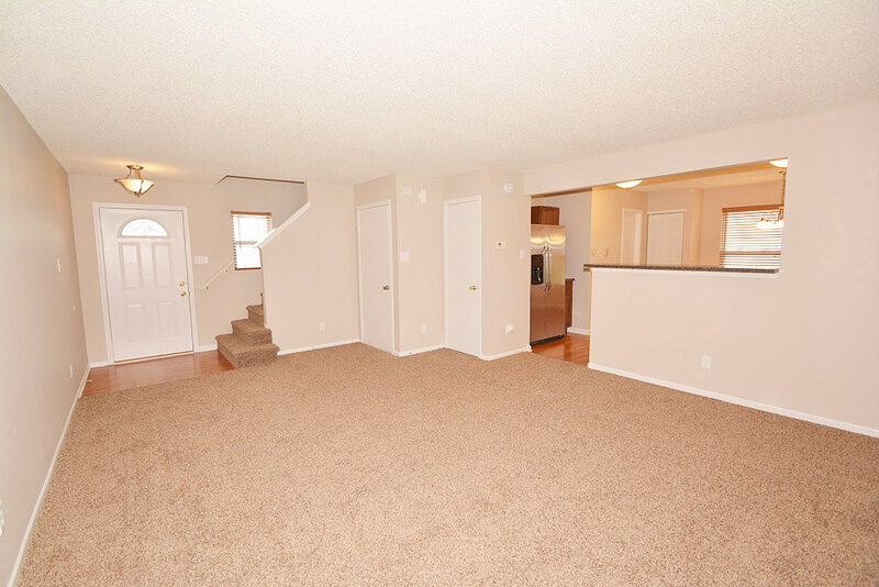 1,530/Mo, 9042 Cardinal Flower Ct Indianapolis, IN 46231 Family Room View 2