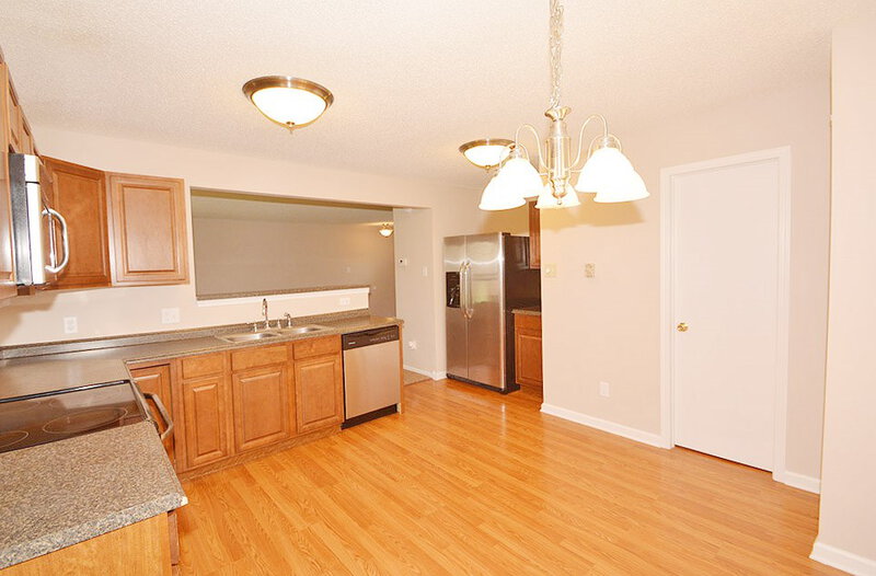 1,530/Mo, 9042 Cardinal Flower Ct Indianapolis, IN 46231 Kitchen View 3