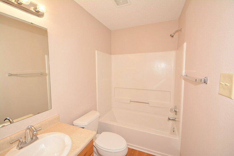 1,530/Mo, 9042 Cardinal Flower Ct Indianapolis, IN 46231 Bathroom View