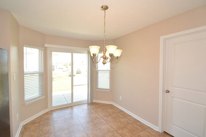 1,585/Mo, 5632 W Stoneview Trl McCordsville, IN 46055 Breakfast Area View