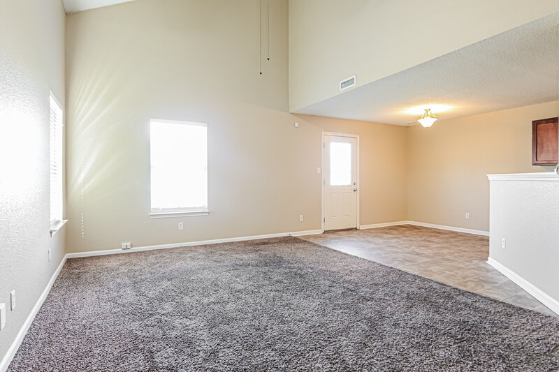 2,300/Mo, 1240 Cutler Ln Greenwood, IN 46143 Living Room View