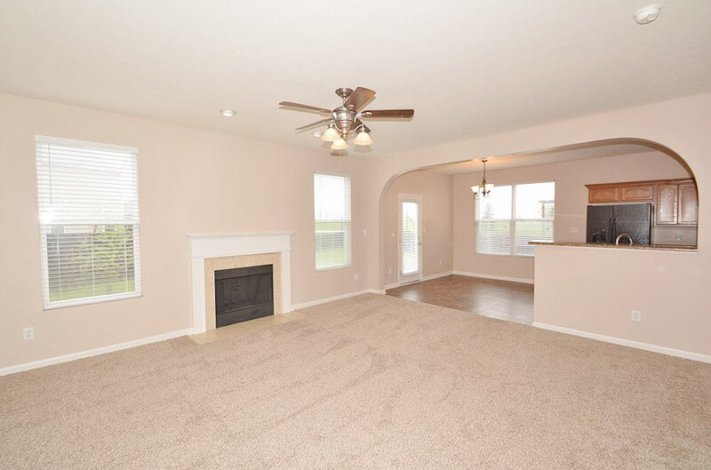 2,380/Mo, 15559 Old Pond Cir Noblesville, IN 46060 Family Room View