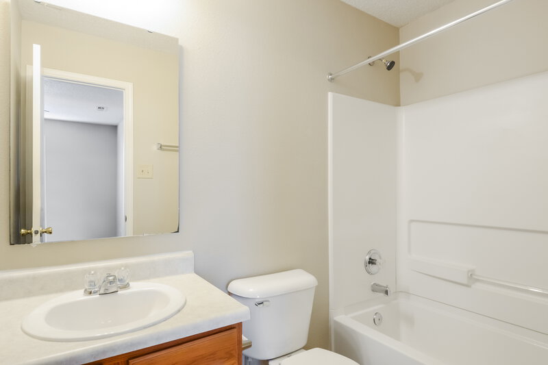 1,745/Mo, 8836 Hosta Way Camby, IN 46113 Bathroom View