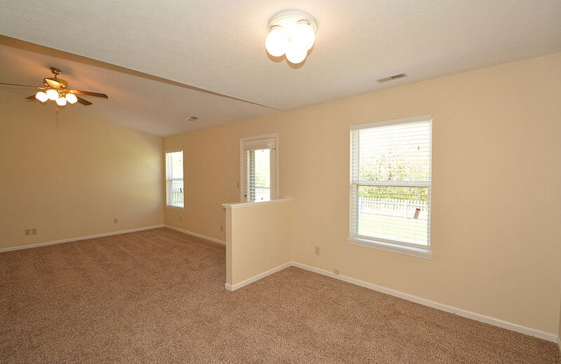 1,330/Mo, 9232 Whitecliff Way Indianapolis, IN 46234 Breakfast Area View 2