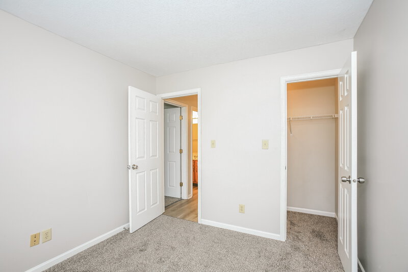 1,835/Mo, 9232 Whitecliff Way Indianapolis, IN 46234 Bedroom View 2