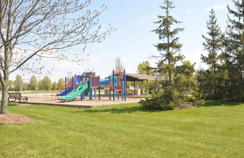 2,560/Mo, 10379 Split Rock Way Indianapolis, IN 46234 Playground View