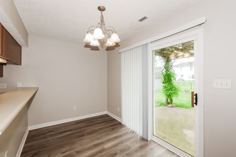 1,920/Mo, 626 Austrian Way Avon, IN 46123 Breakfast Nook View