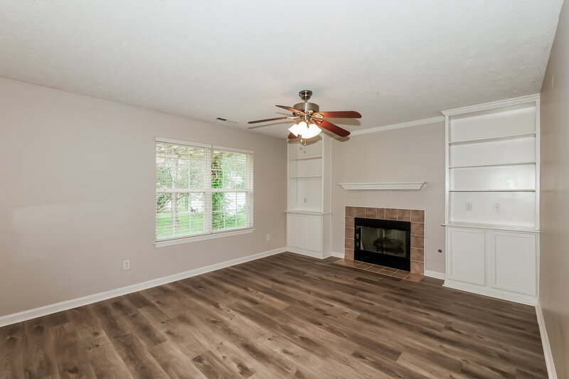 1,920/Mo, 626 Austrian Way Avon, IN 46123 Family Room View