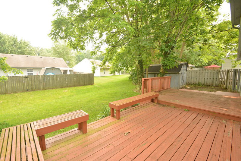 1,680/Mo, 8551 Country Club Blvd Indianapolis, IN 46234 Deck View
