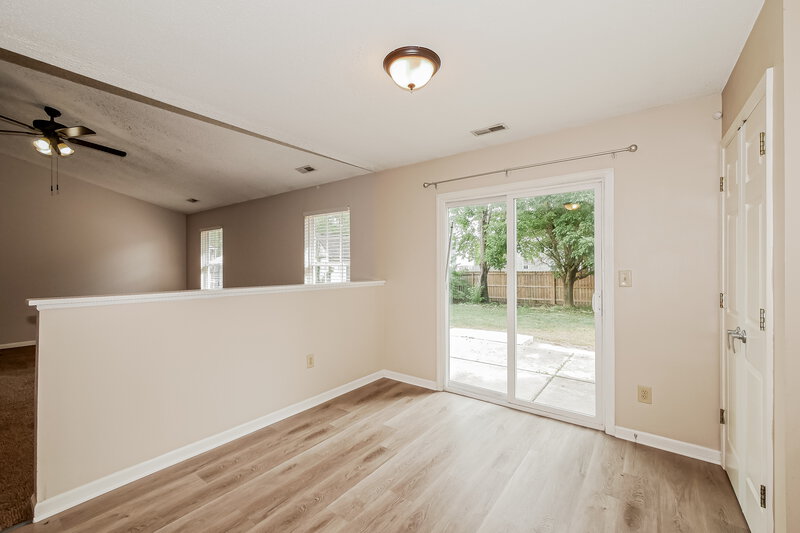 1,740/Mo, 5751 Ashcroft Dr Indianapolis, IN 46221 Dining Room View