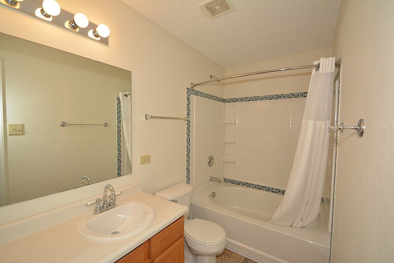 2,060/Mo, 12163 Maize Dr Noblesville, IN 46060 Master Bathroom View